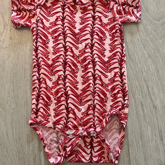 Lot of 3 Kate Quinn Bodysuits + 1 Pant - Picture 4 of 5